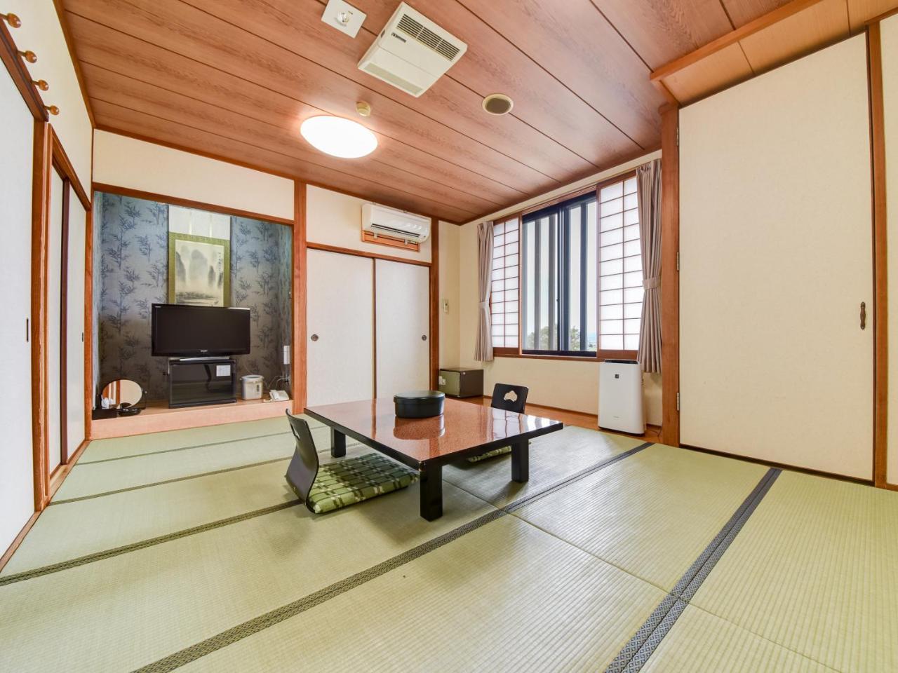 Shichijo Onsen Dome Hotel Kikuchi Buitenkant foto